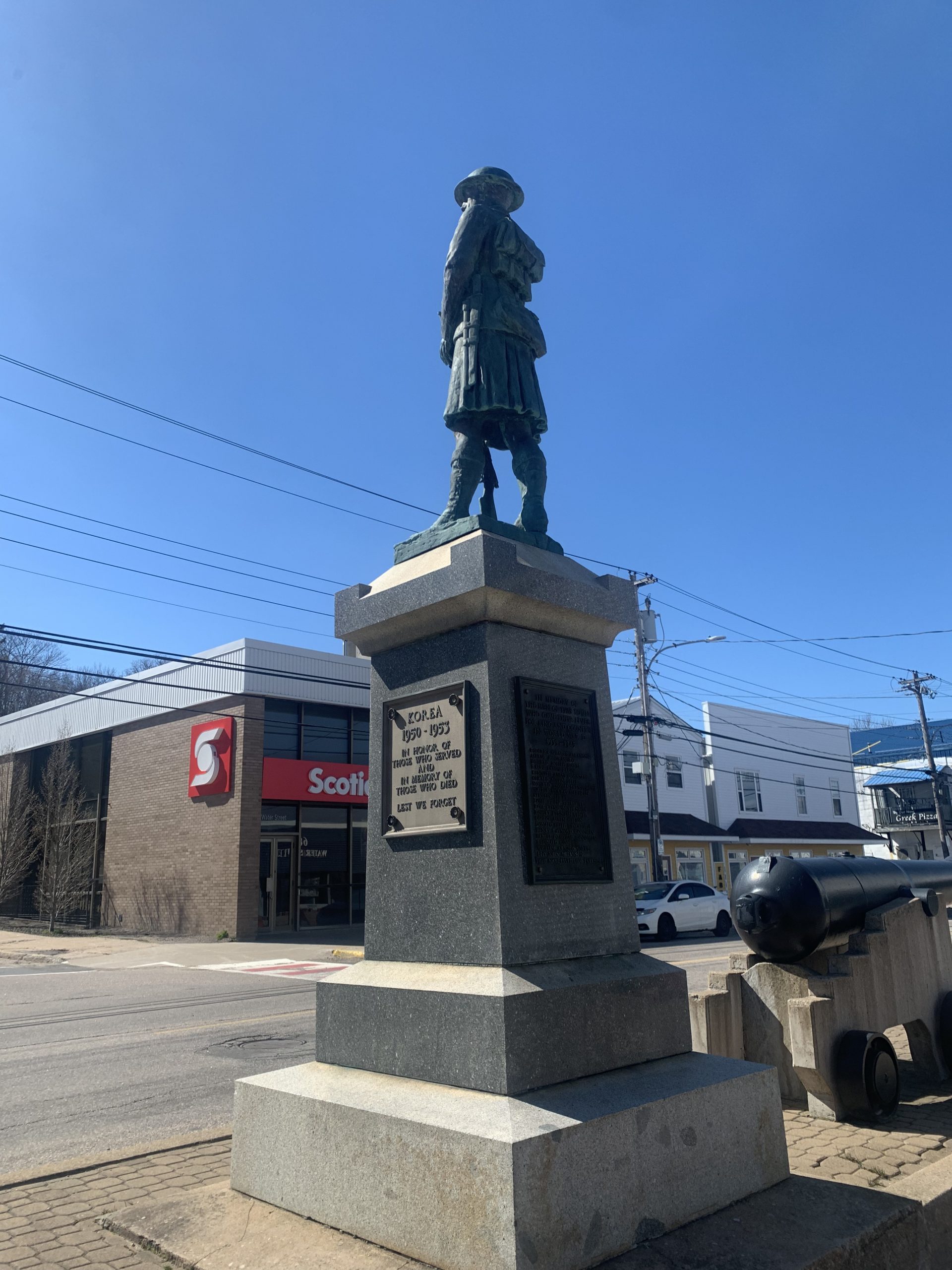 Statue at DIgby Pines